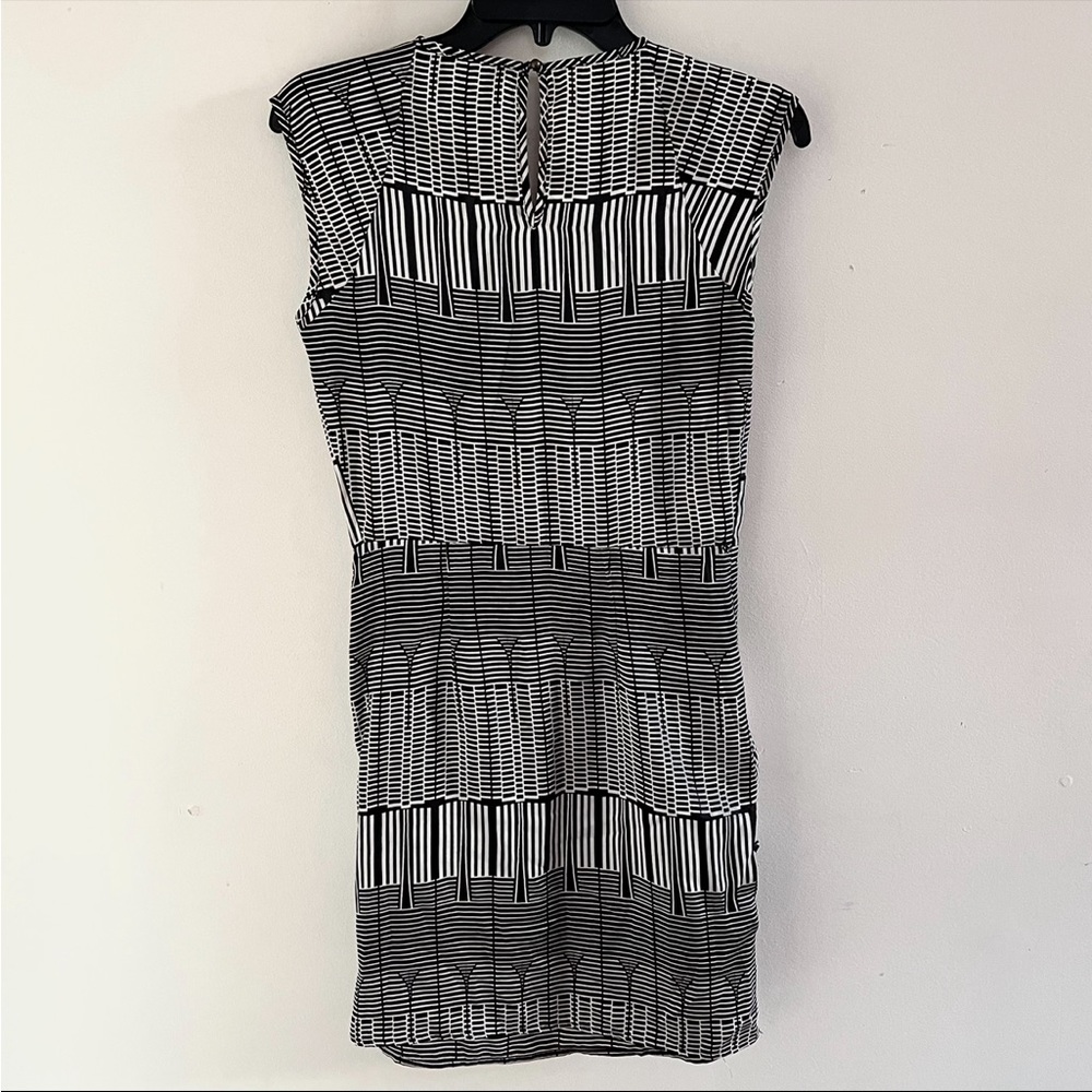 Moschino 100% Silk Dress - Picture 10 of 14
